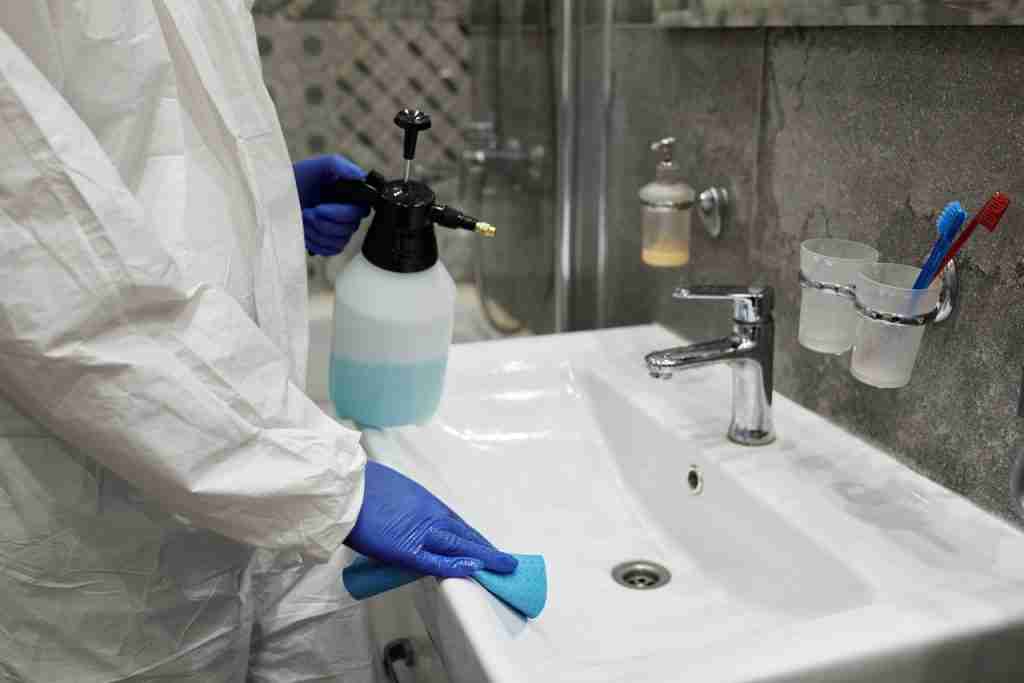 bathroom cleaning